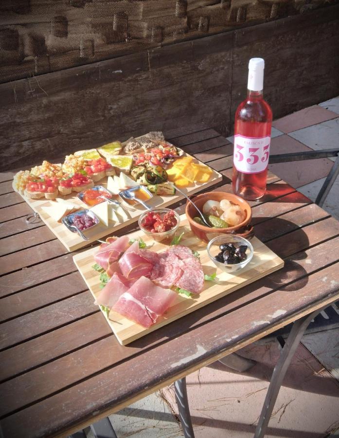 Agricamping Poggio Ai Pini Wine Camping Certaldo Bagian luar foto